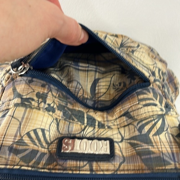 Roots Cotton Navy and Tan Crossbody Bag - Picture 8 of 10